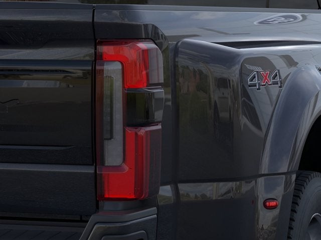 2025 Ford F-450SD Platinum DRW