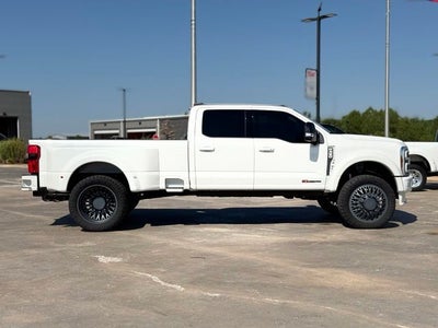 2025 Ford F-450SD Platinum Custom