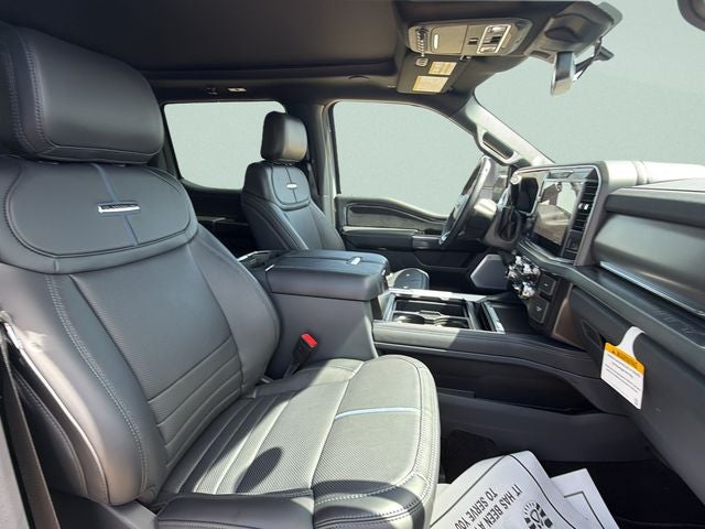2026 Ford F-450SD Platinum DRW