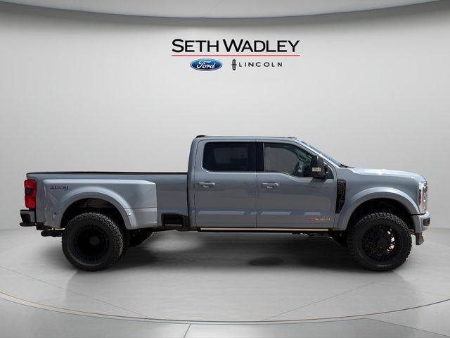 2026 Ford F-450SD Platinum DRW