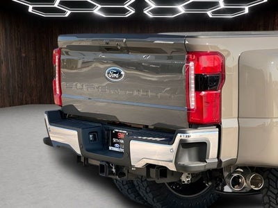 2026 Ford F-450SD Lariat DRW