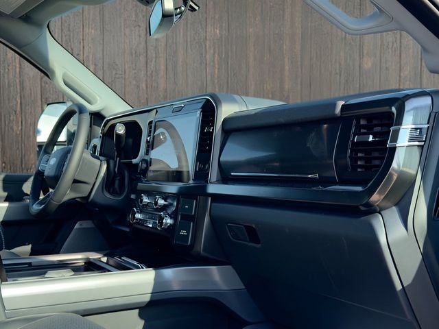 2026 Ford F-450SD Lariat DRW