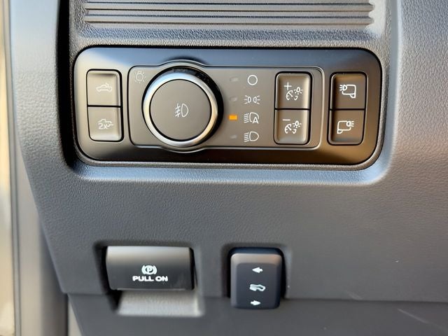 2026 Ford F-450SD Lariat DRW