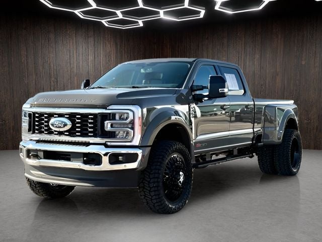 2026 Ford F-450SD Lariat DRW