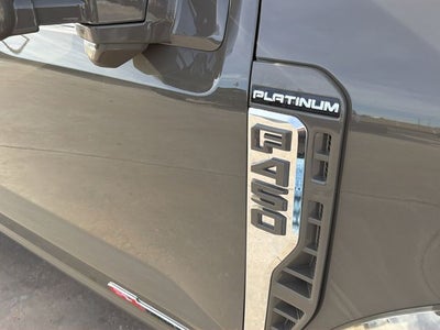 2026 Ford F-450SD Platinum Plus | 24' American Force Wheels | Airbag Suspensi