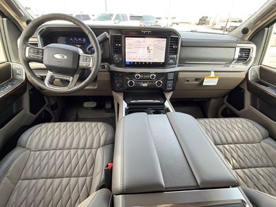 2026 Ford F-450SD Platinum Plus | 24' American Force Wheels | Airbag Suspensi