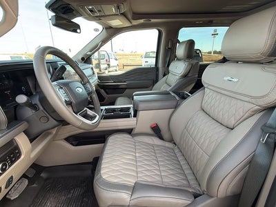 2026 Ford F-450SD Platinum Plus | 24' American Force Wheels | Airbag Suspensi