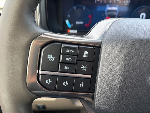 2026 Ford F-450SD Platinum Plus | 24' American Force Wheels | Airbag Suspensi