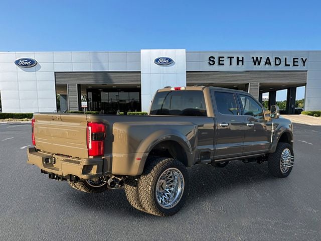 2026 Ford F-450SD Platinum Plus | 24' American Force Wheels | Airbag Suspensi