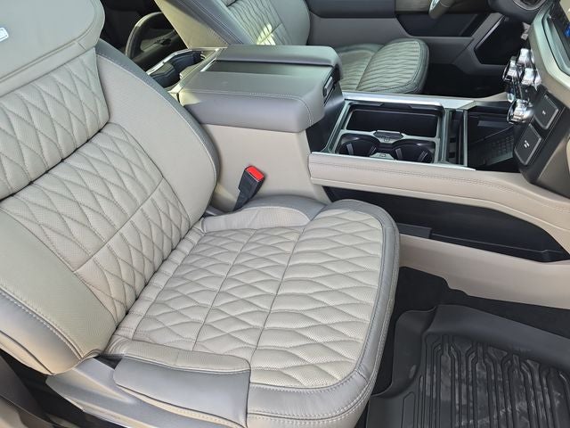 2026 Ford F-450SD Platinum DRW | FX4 | HI OPUTPUT 6.7L