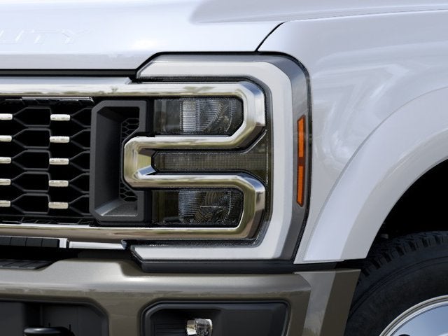 2027 Ford F-450SD King Ranch DRW