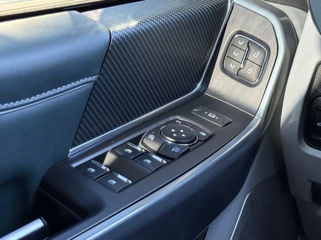 2024 Ford F-450SD Limited | WESTERN HAULER DRW | FX4 | HI OUTPUT 6.7L