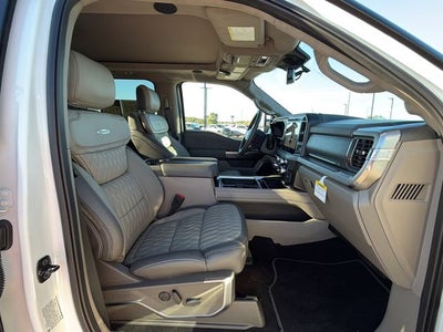 2025 Ford F-450SD Platinum DRW | FX4 | HI OUTPUT 6.7L