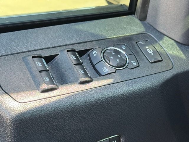 2022 Ford F-450SD Platinum