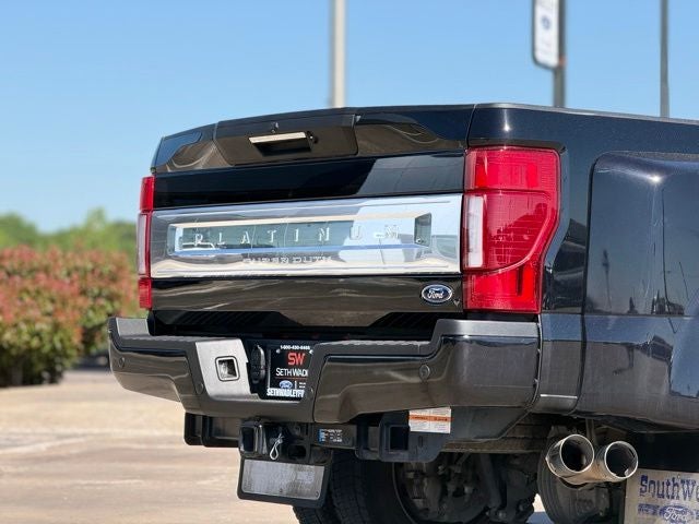 2022 Ford F-450SD Platinum