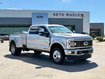 2023 Ford F-450SD Platinum DRW
