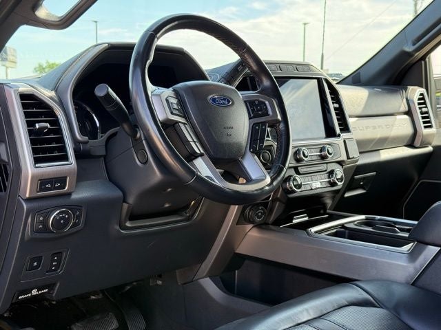 2022 Ford F-450SD Platinum