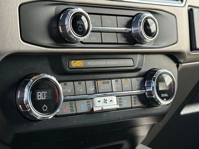 2022 Ford F-450SD Platinum