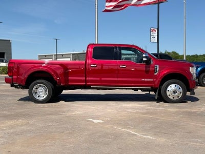 2022 Ford F-450SD Platinum