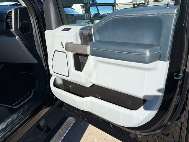 2022 Ford F-450SD Limited DRW