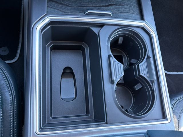 2022 Ford F-450SD Limited DRW