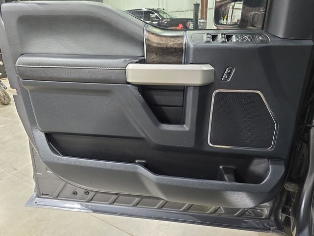 2022 Ford F-450SD Lariat DRW