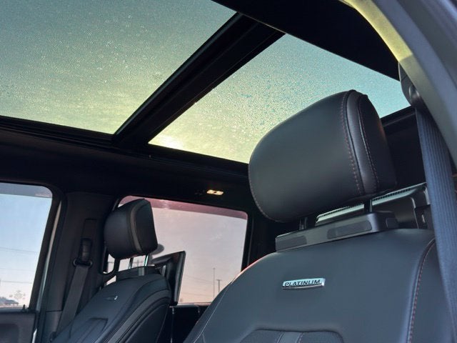 2022 Ford F-450SD Platinum | JTX | AIRBAGS | CUSTOM SPEAKERS DRW