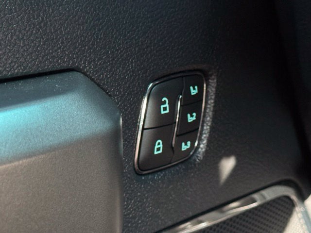 2022 Ford F-450SD Platinum | JTX | AIRBAGS | CUSTOM SPEAKERS DRW