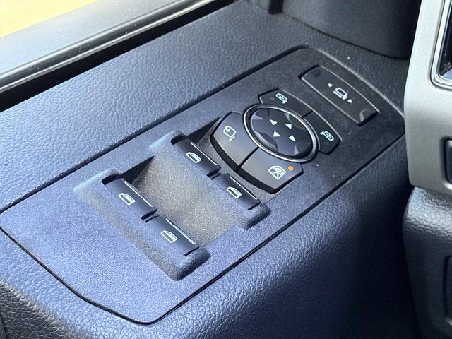 2022 Ford F-450SD Lariat DRW