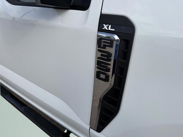 2024 Ford F-350SD XL DRW | 4WD | 6.8L