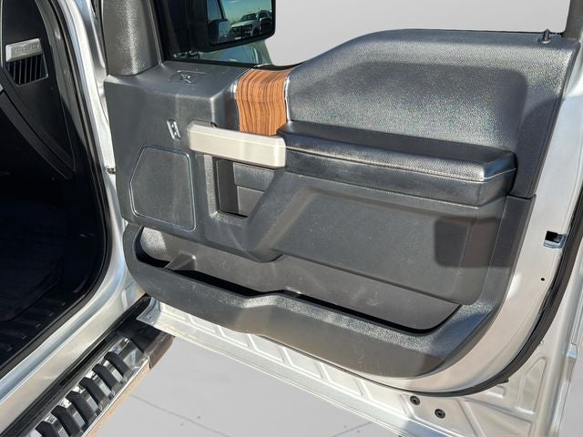 2016 Ford F-150 Lariat FX4 | 5.0L V8