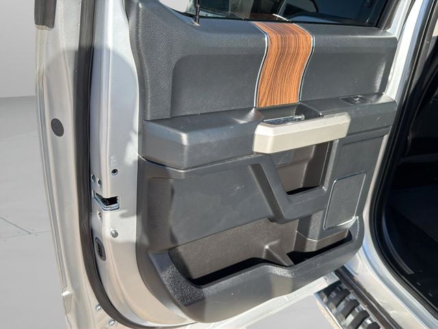 2016 Ford F-150 Lariat FX4 | 5.0L V8