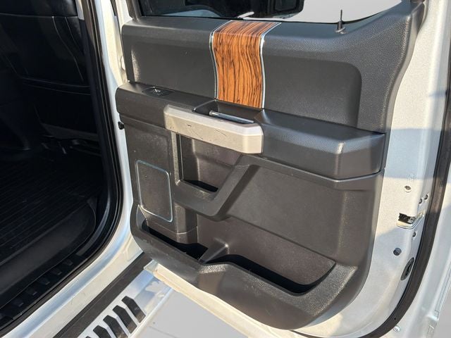 2019 Ford F-150 Lariat 4WD | 5.0L V8