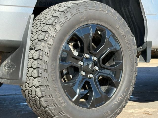 2022 Ford F-150 Lariat Black Appearance Pkg