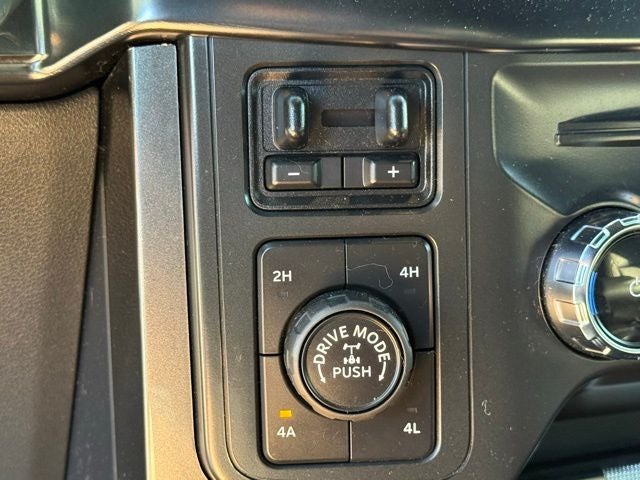 2022 Ford F-150 Lariat Black Appearance Pkg