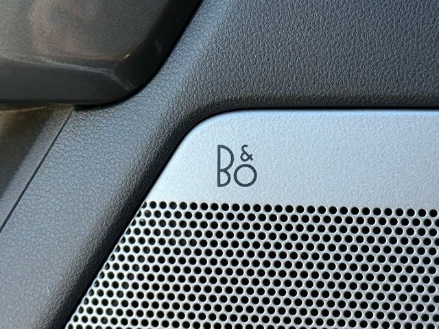 2022 Ford F-150 Lariat Black Appearance Pkg