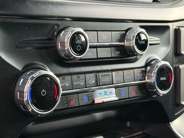 2023 Ford F-150 Platinum Black Appearance | Bluecruise