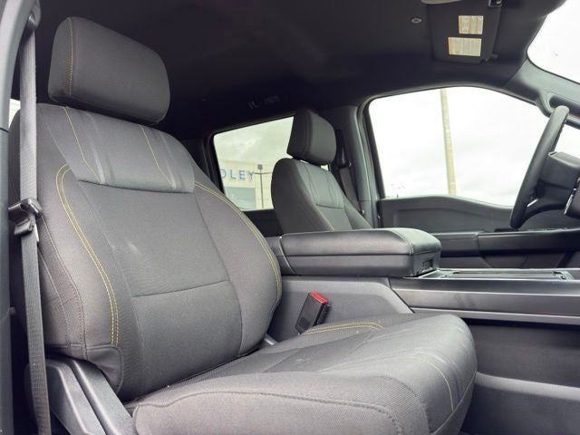 2025 Ford F-150 STX 5.0L