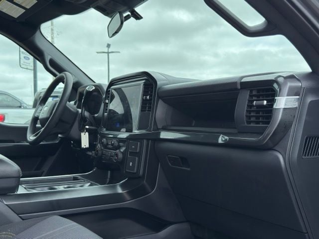 2025 Ford F-150 STX 5.0L