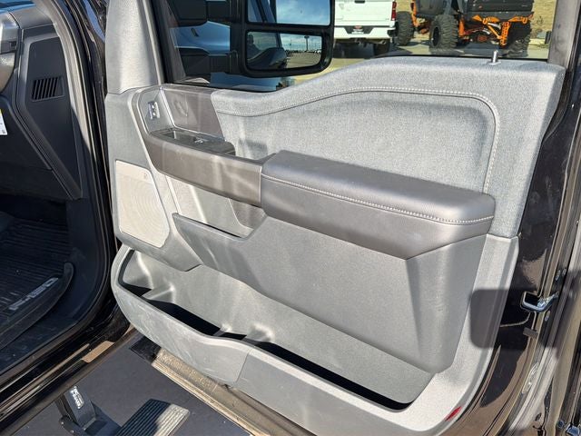 2025 Ford F-150 Lariat Custom