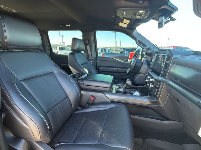 2025 Ford F-150 Lariat Custom