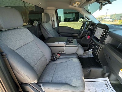 2025 Ford F-150 XL 4WD | 5.0L V8