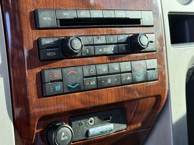 2009 Ford F-150 Lariat 4WD | V8