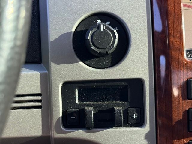 2009 Ford F-150 Lariat 4WD | V8