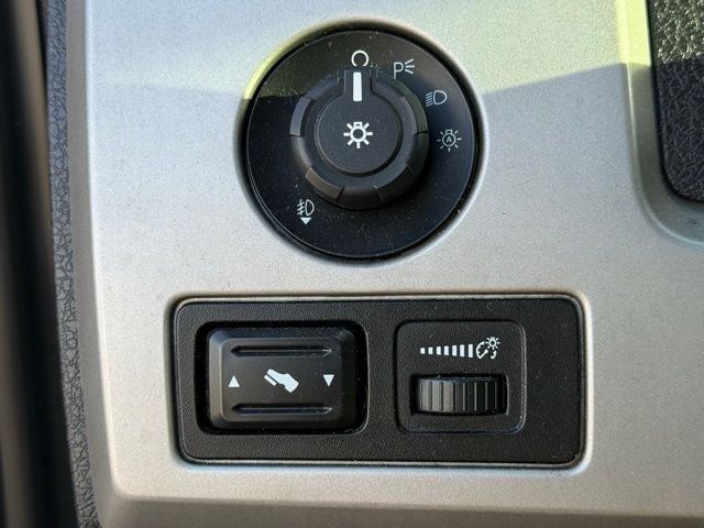 2009 Ford F-150 Lariat 4WD | V8