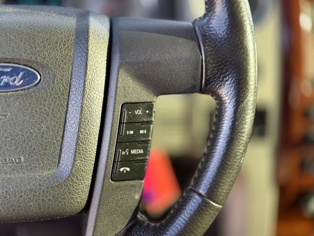 2009 Ford F-150 Lariat 4WD | V8