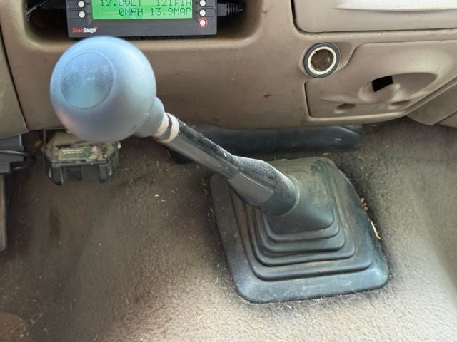 2001 Ford F-350SD Lariat DRW | POWER STROKE 7.3 TURBODIESEL