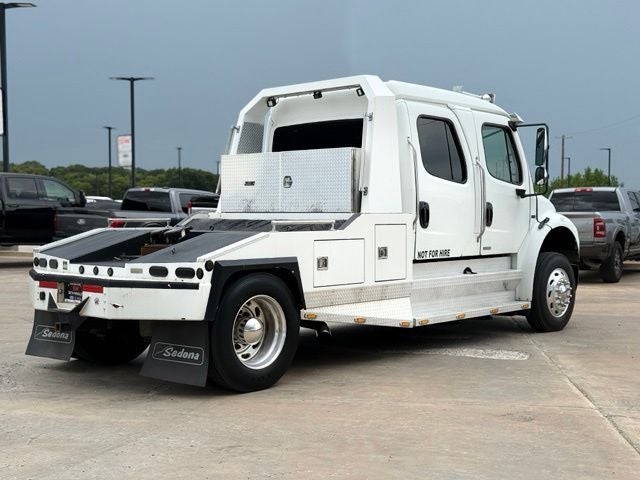 2007 Freightliner Sport Chassis Base
