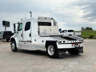 2007 Freightliner Sport Chassis Base