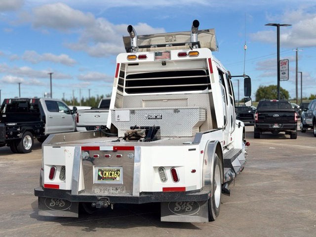 2006 Freightliner M2 102 Hauler
